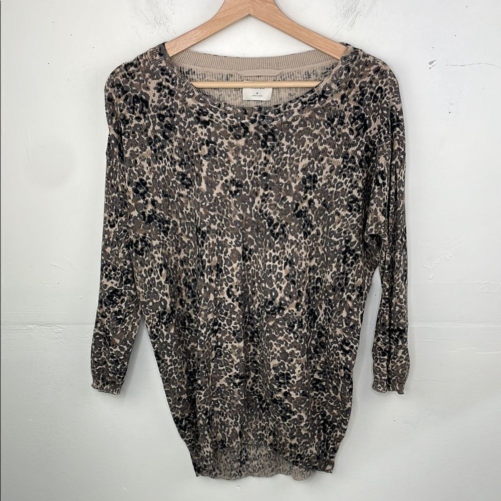 Aritzia Wilfred Balzac Leopard print light sweater size Medium